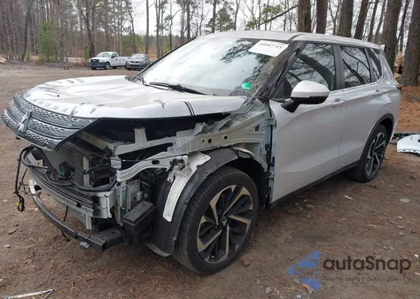 2023 Mitsubishi Outlander Se 2.5 2Wd z USA, uszkodzony, nr VIN JA4J3UA85PZ058418